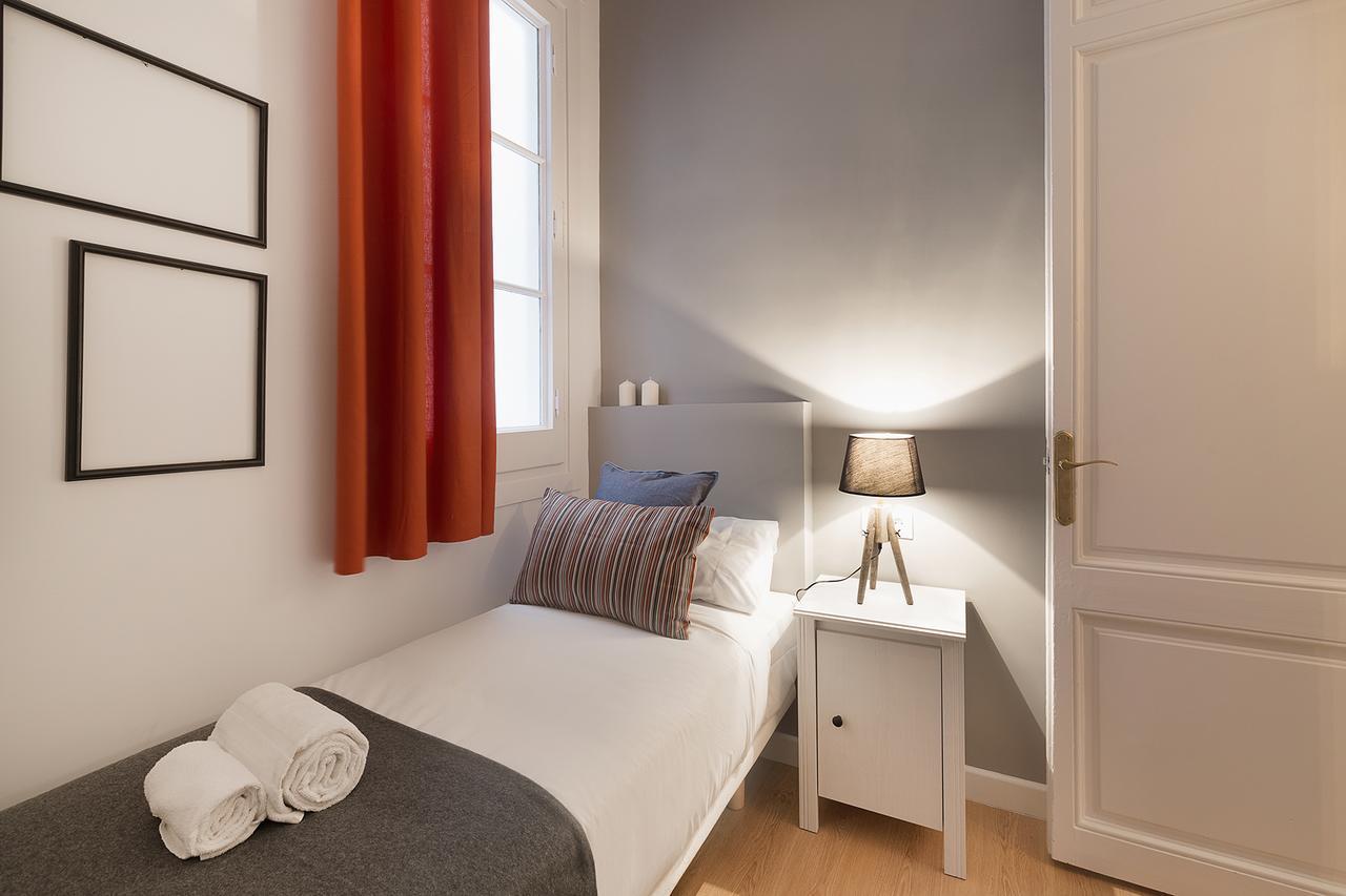 Royal Aribau Nextdoor Apartment Барселона Екстериор снимка